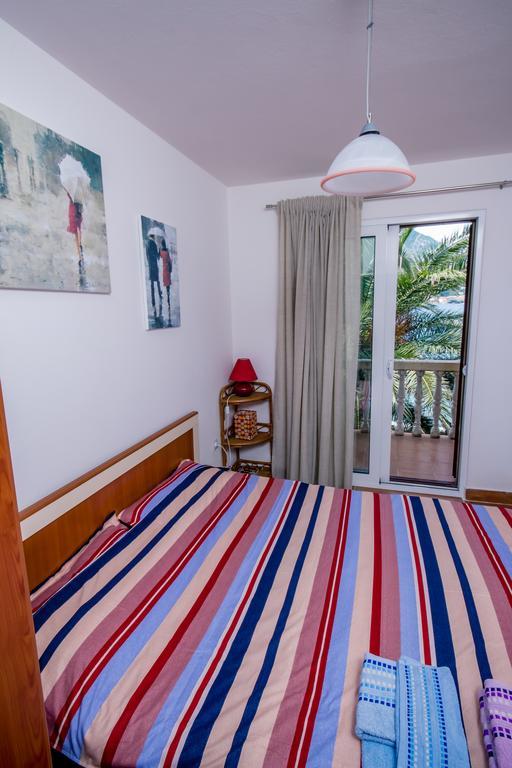 Apartments Beachfront Kotor Exterior photo